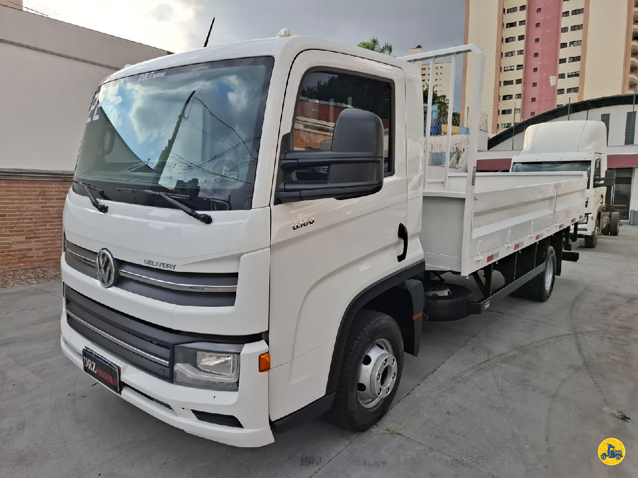 CAMINHAO VOLKSWAGEN VW 6160 Grua Carroceria 3/4 4x2 DRZ Motors JUNDIAI SÃO PAULO SP